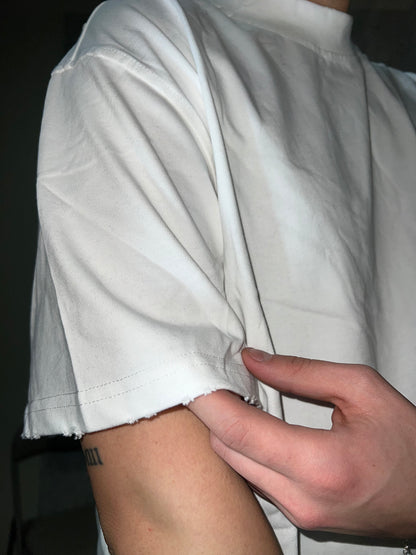 T-SHIRT TAGLIO VIVO